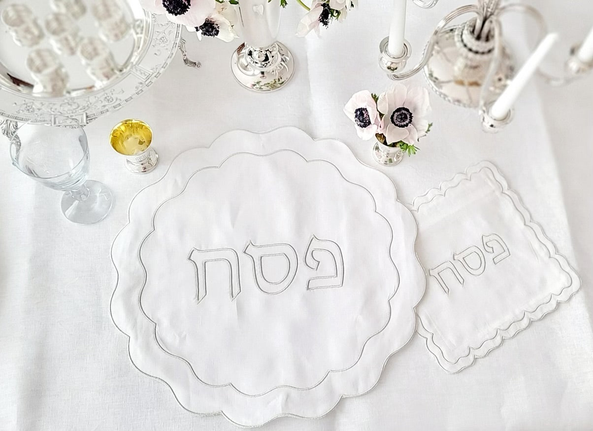 LINEN SCALLOP MATZA TASH