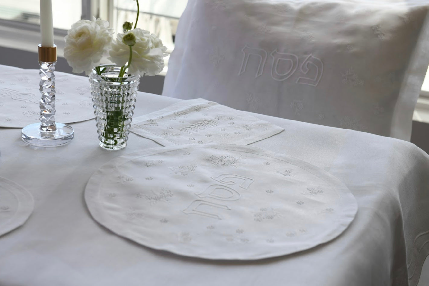 WHITE MIMOSA ALL OVER PESACH SET