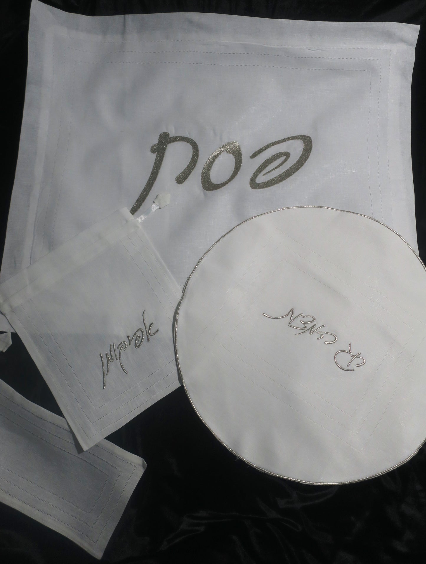 TRIPLE HEMSTITCH 3PC PESACH SET